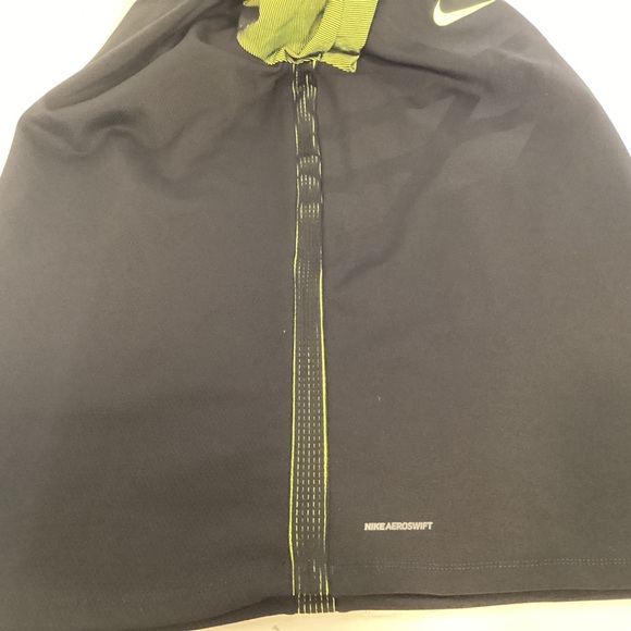 Nike Aeroswift 1/4 zip pullover women’s size XL lightweight - Picture 7 of 13